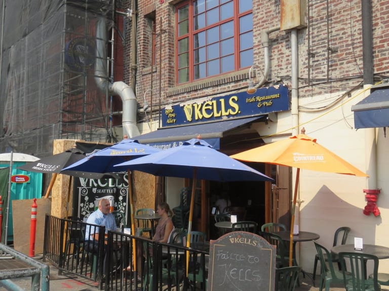 Kells Irish Pub| ©Andrea J