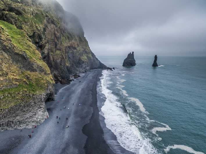 雷克雅未克海岸| ©GYU