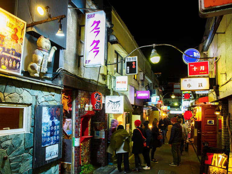 歌舞伎町的黃金街| ©Keisuke Tanigawa