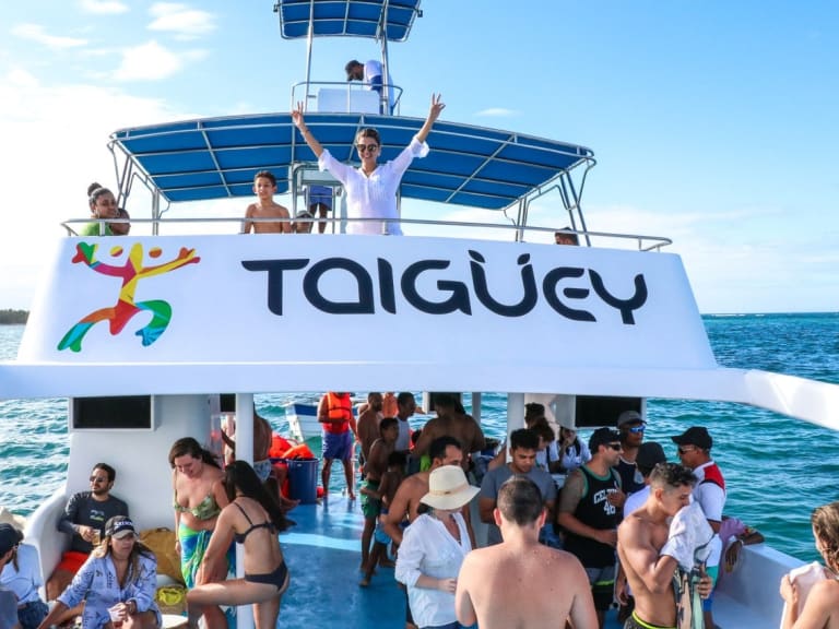 雙體船 Taiguey 情緒表演| ©Raul L