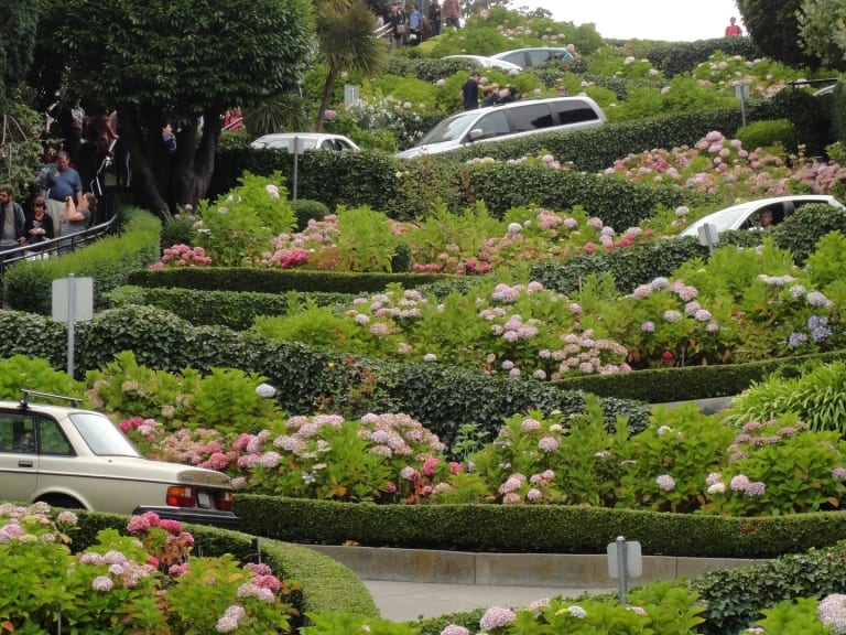 Lombard Street| ©Cynthia Lynch
