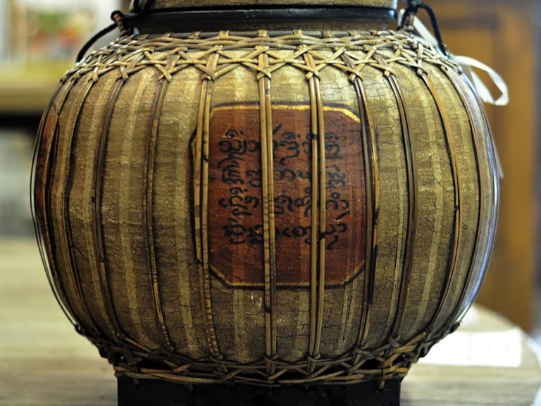 zabytkowy wazon| ©Peter Siviglia