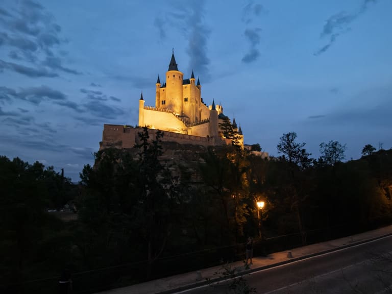 Alcazar von Segovia bei Nacht| ©Víctor M.