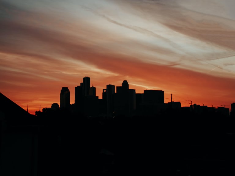  Puesta de sol en la ciudad | ©Rachel Coyne