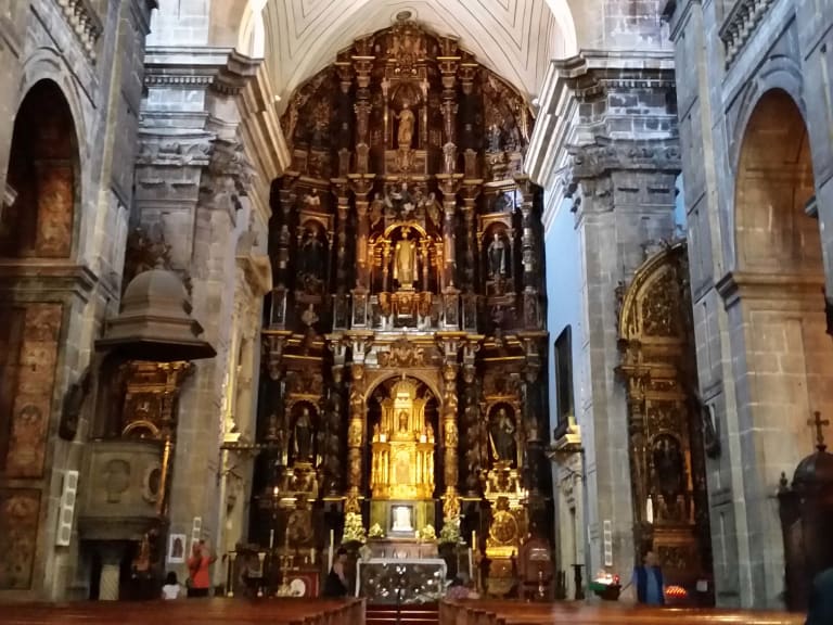 Inside Oviedo Cathedral| ©Michel Curi