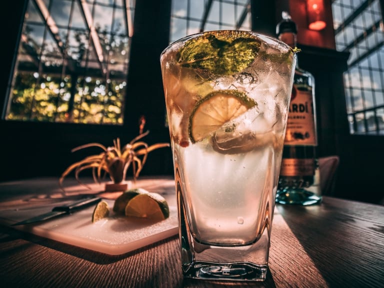 Ein Glas Mojito|©TOMMY VAN KESSEL