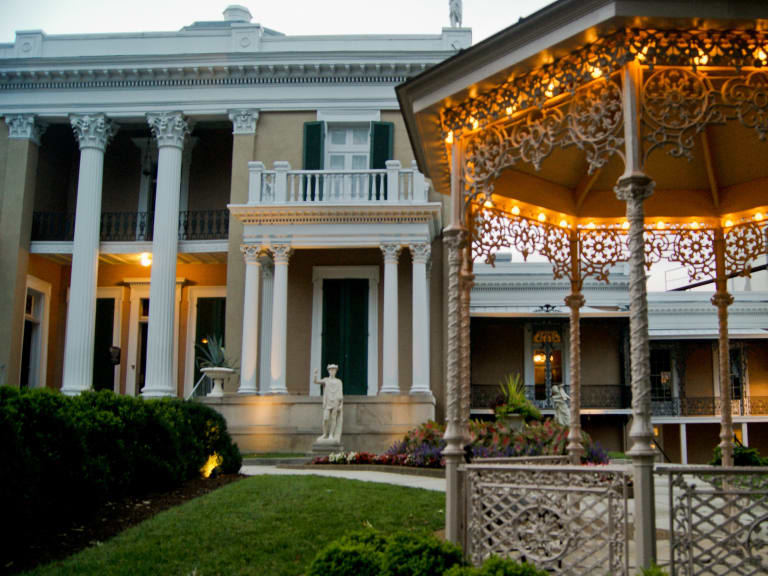 Belmont Mansion| ©Mandie Guy
