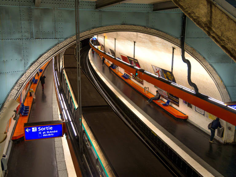 Paris metro| ©Sam Nashashibi
