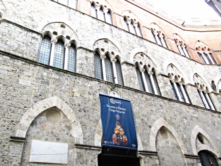 Chigi Saracini 宮| ©Radu Iscovici