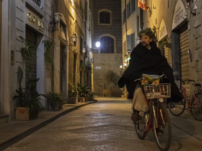 Dante Alighieri is cycling|©Mauro Castagna