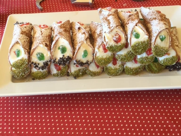 Göra cannoli| ©aftermath2002
