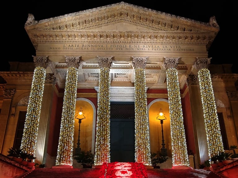 Teatro Massimo w okresie Bożego Narodzenia|©Fabio