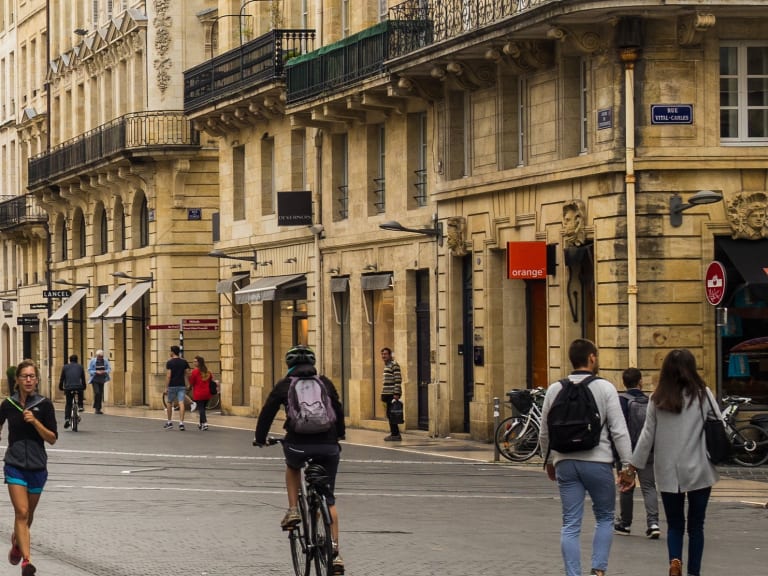 Die Menschen in Bordeaux|©Barry Farber