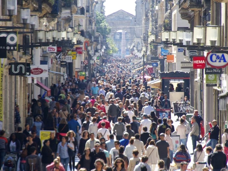Touristenströme in Bordeaux|©Emilio del Prado
