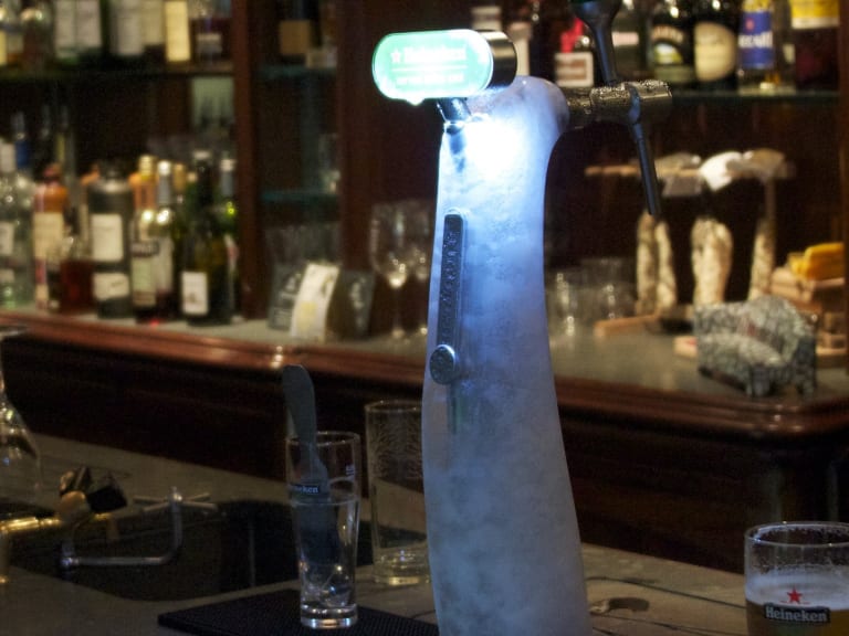 Frozen Heineken tap|©James Knitis