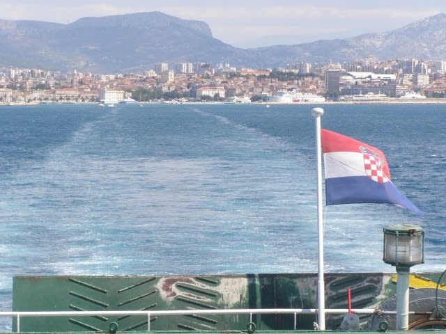 Feribottan ayrılırken|©Barak Khazad