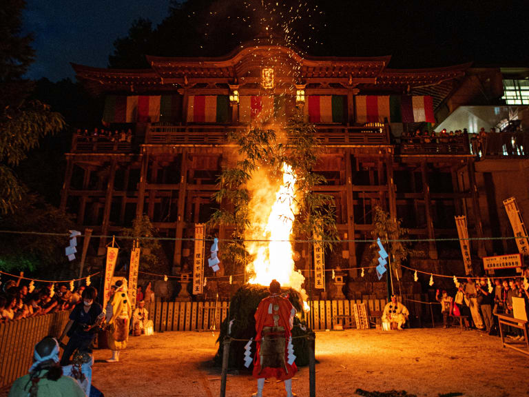 火祭| ©Patrick Vierthaler
