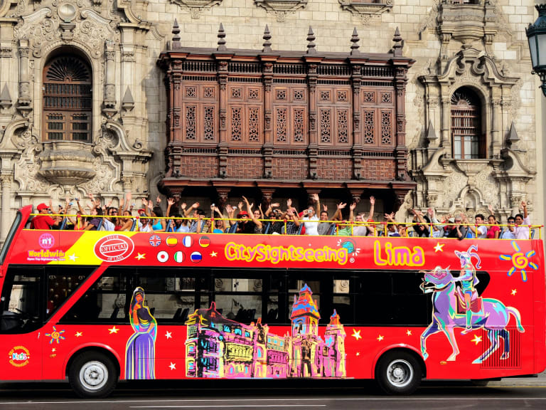 利馬城市觀光| ©Hop on Hop off Bus Tours