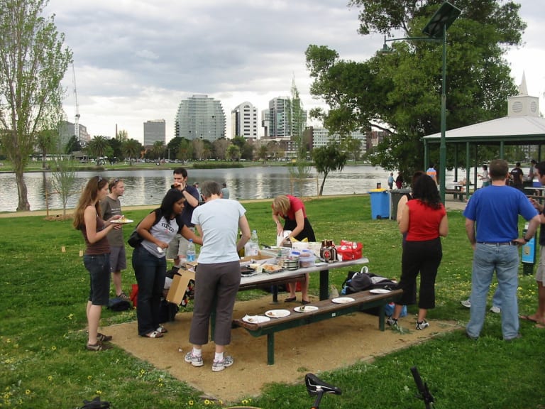 Piknik nad jeziorem Albert Park, Melbourne|©Kristin Baumann
