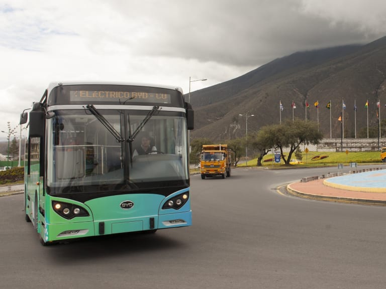 Quito körüklü otobüs|©BYD Ecuador