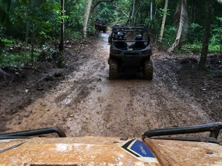 Four wheel drive in Jamaica| ©archaeologist_d