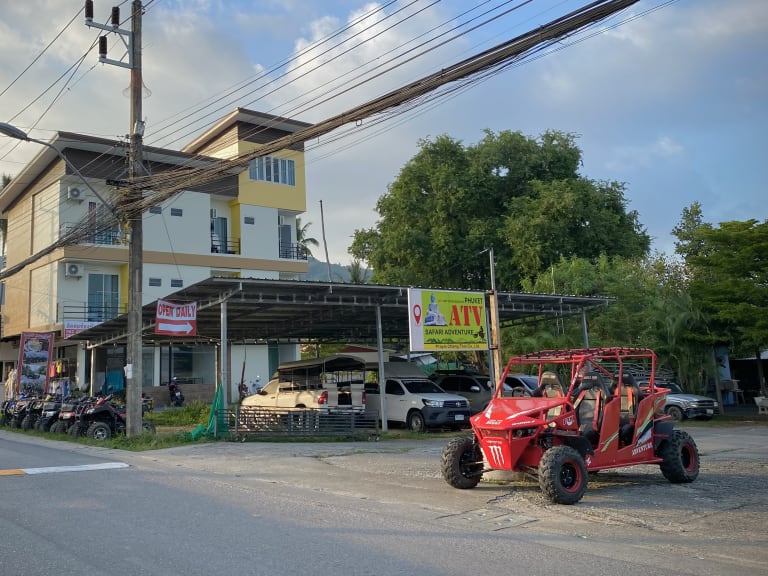 Buggy around Phuket| ©Sharon Hahn Darlin