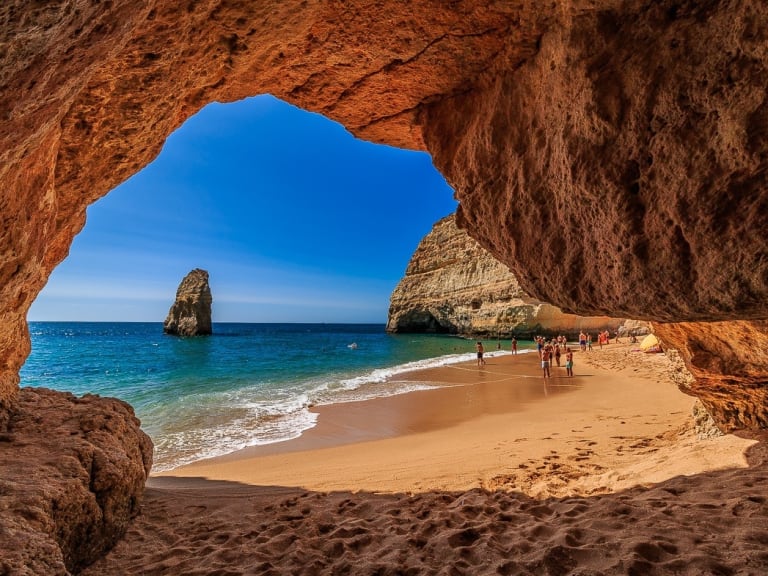 Carvalho Beach| ©grzegorzmielczarek