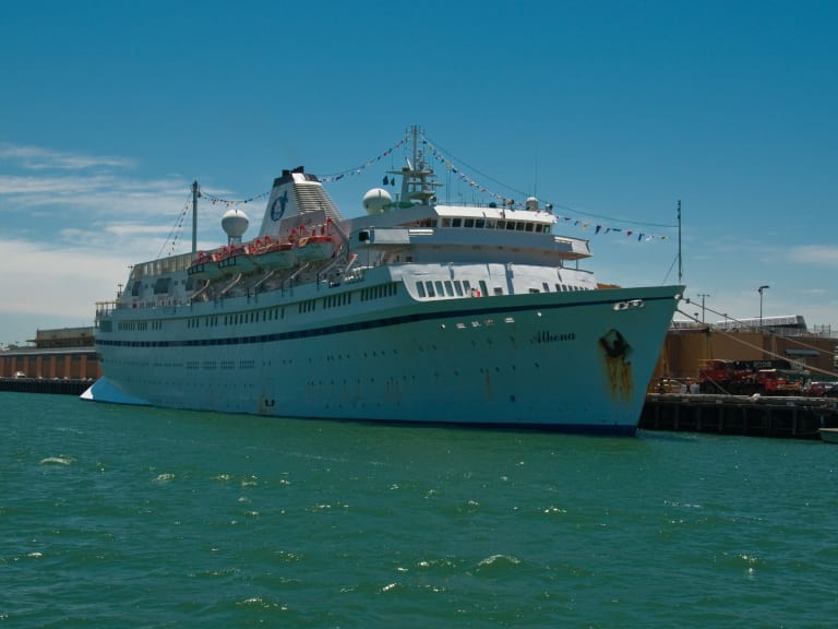 Fremantle Cruise| ©Graeme Churchard