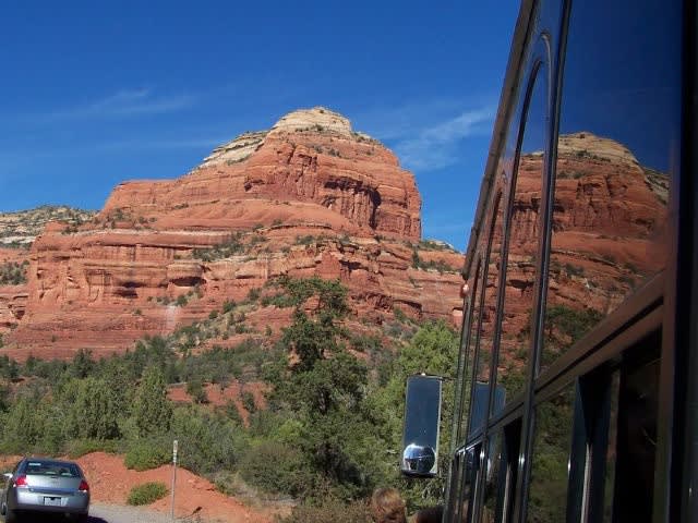 Bus tour through Sedona|©nlped18