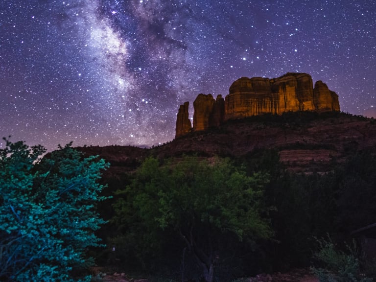 大教堂岩上空的銀河|©Coconino National Forest, Ariz.