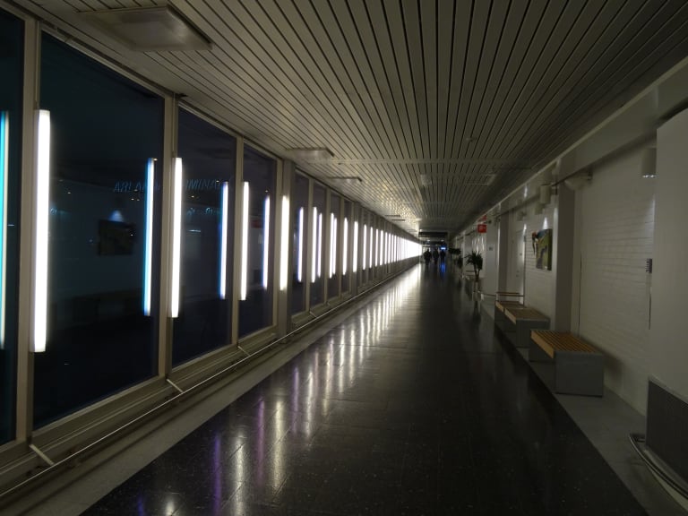 機場走廊| ©valdosilasol