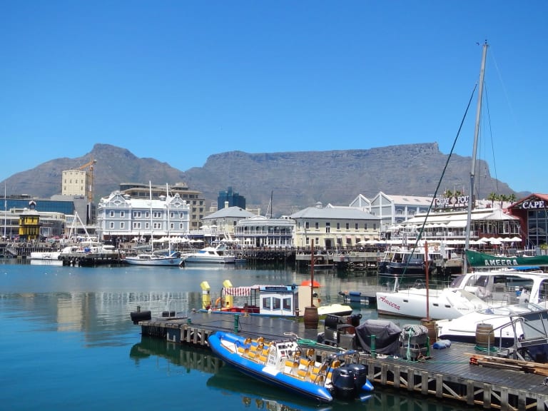 Cape-Town-VandA-Waterfront|©Via Volunteers
