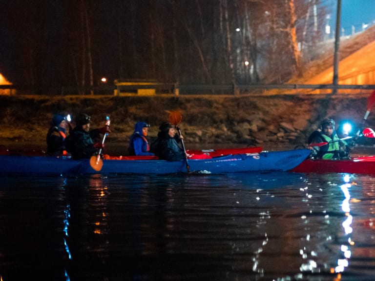 Kayaking by night| ©Movement Spontaneous