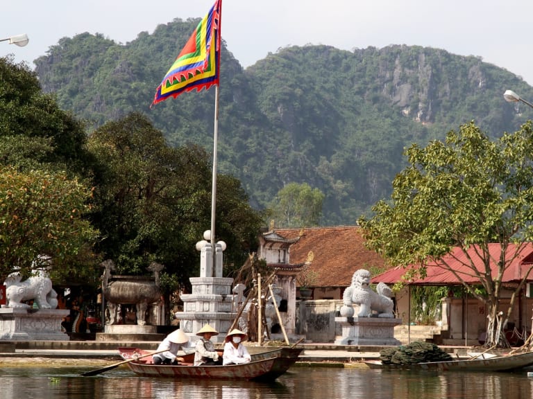 越南 - 香水塔|©Maya-Anaïs Y.