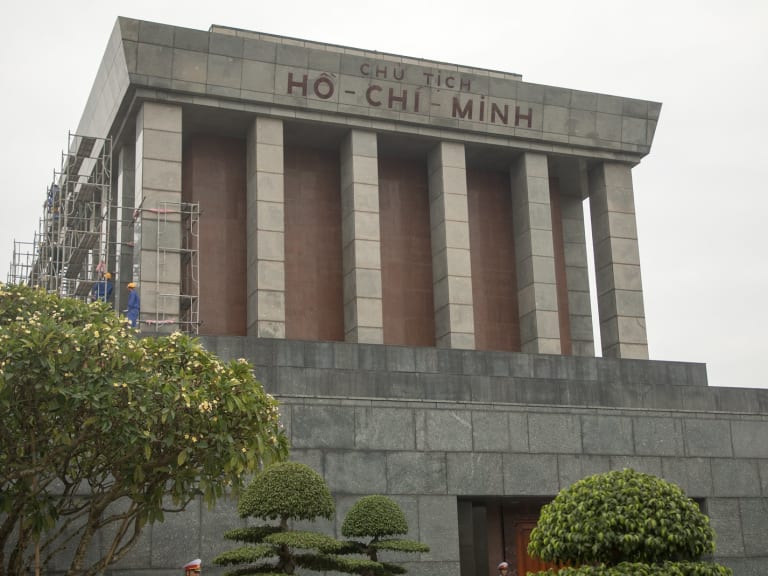 Mauzoleum Ho Chi Minha w Hanoi.|©apardavila