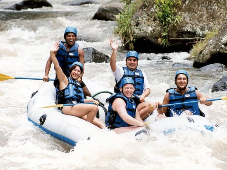 Rafting in Indonesia|©Ilia Goranov