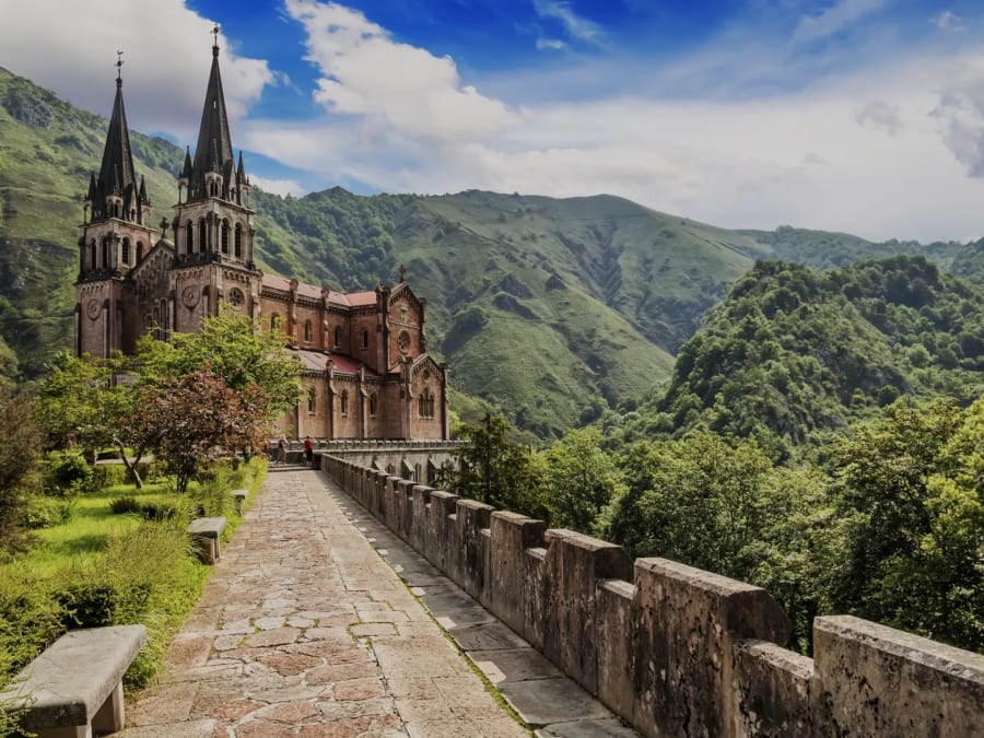 Excursion aux lacs de Covadonga et Cangas de Onís depuis Oviedo