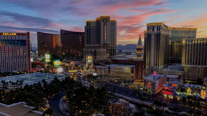 Las Vegas in 7 Day: a guidebook for getting the most out of your visit -  Hellotickets