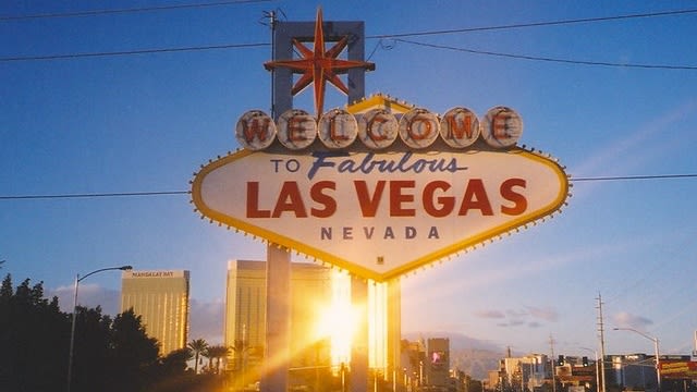 Las Vegas in 7 Day: a guidebook for getting the most out of your visit -  Hellotickets