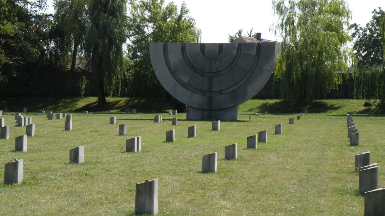 Campo de Concentración Terezin desde Praga