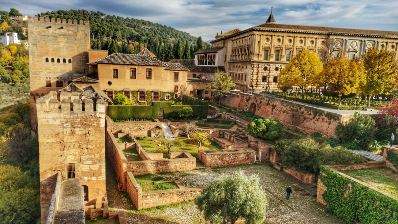 Como chegar ao Palácio Alhambra em Granada