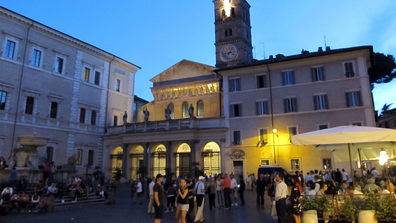 Ontdek de wijk Trastevere bij nacht