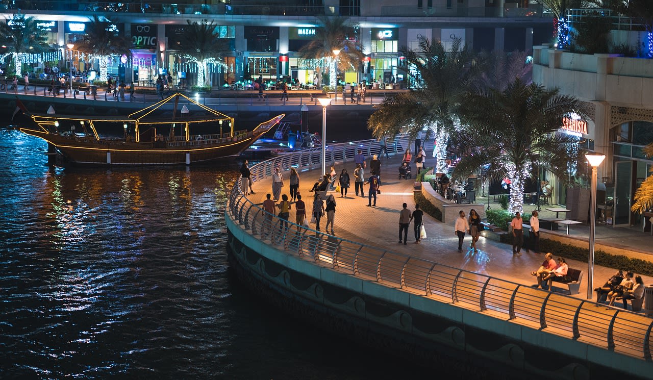 Cruceros por la Marina de Dubai