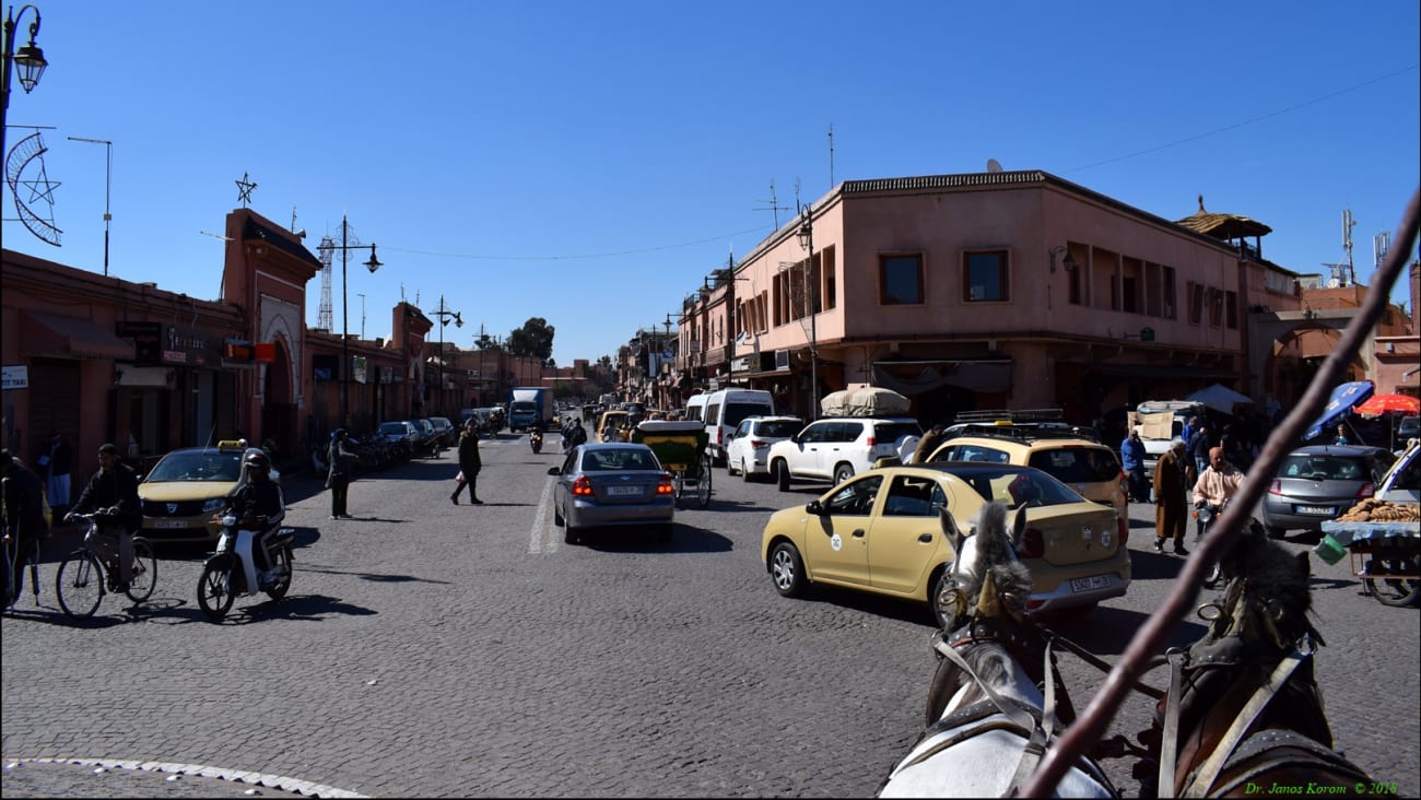 Så tar du dig runt i Marrakech