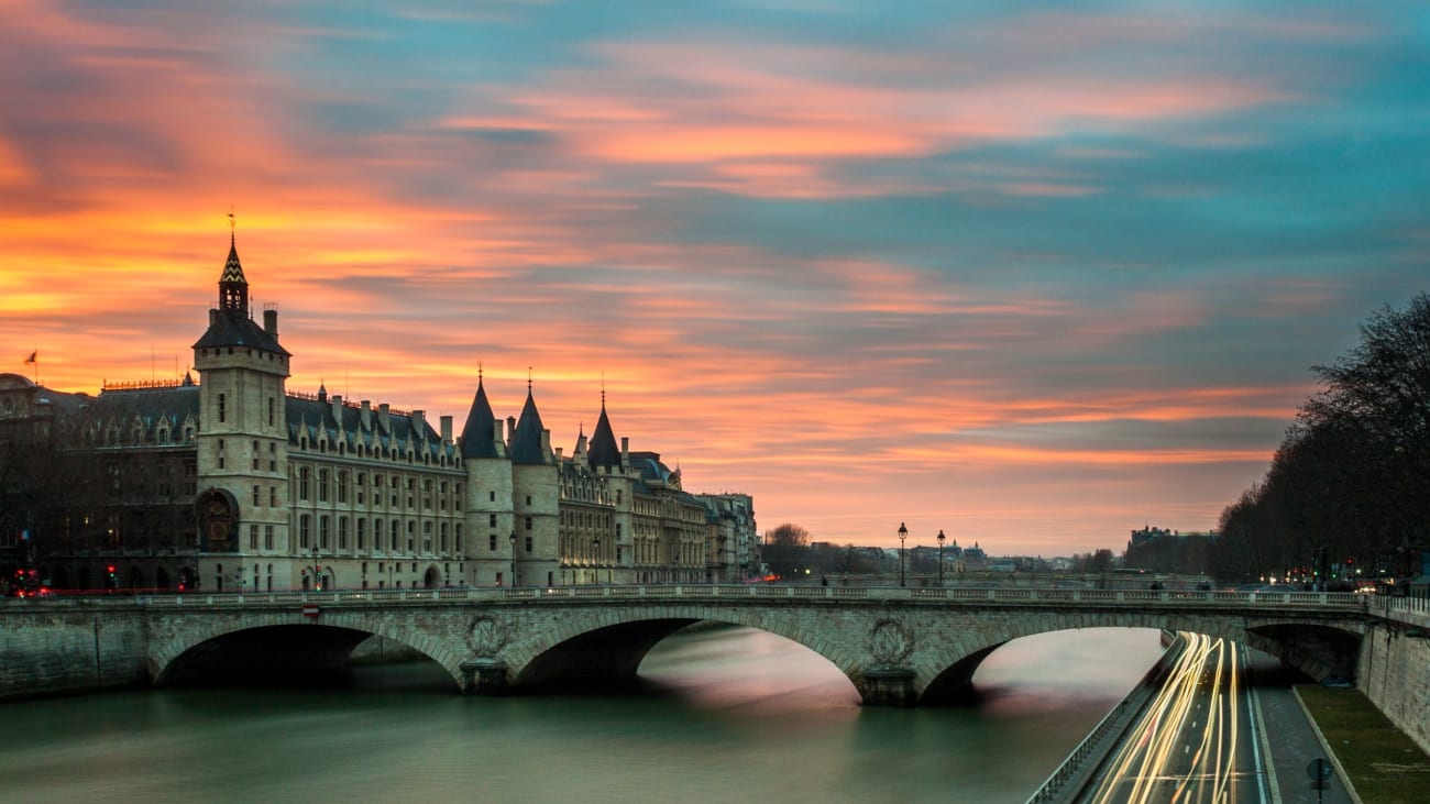 Paris i juli: en praktisk guide til at udforske byen