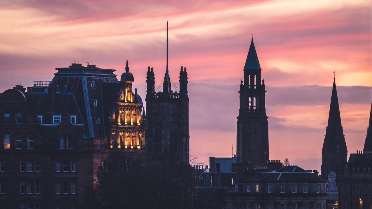 Edinburgh på 1 dag: en guidebog til at få mest muligt ud af dit besøg