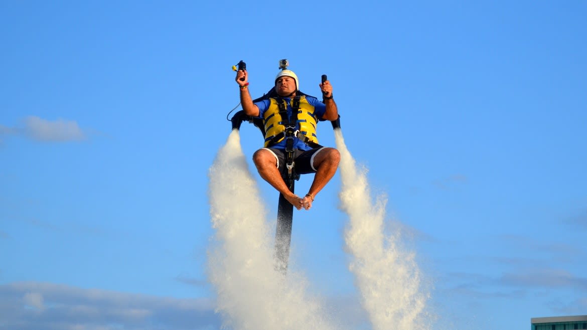 Besök Extreme Adventure Eco Park i Cancun