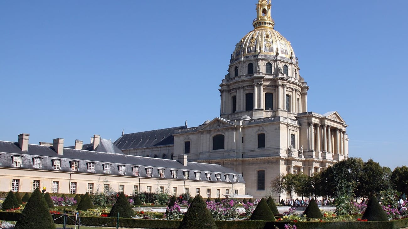 Wie besucht man das Les Invalides und das Grab von Napoleon in Paris?