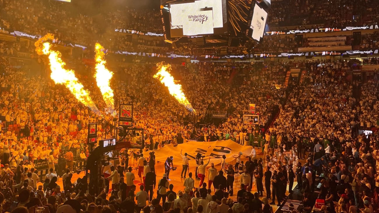 How to Buy Tickets for an NBA Game in San Francisco - Hellotickets