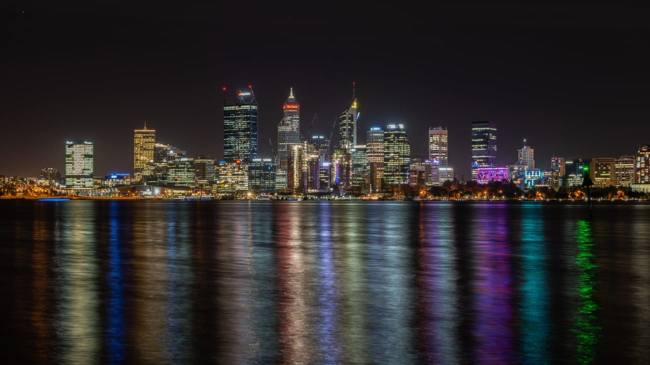 10 seværdigheder og oplevelser i Perth om aftenen